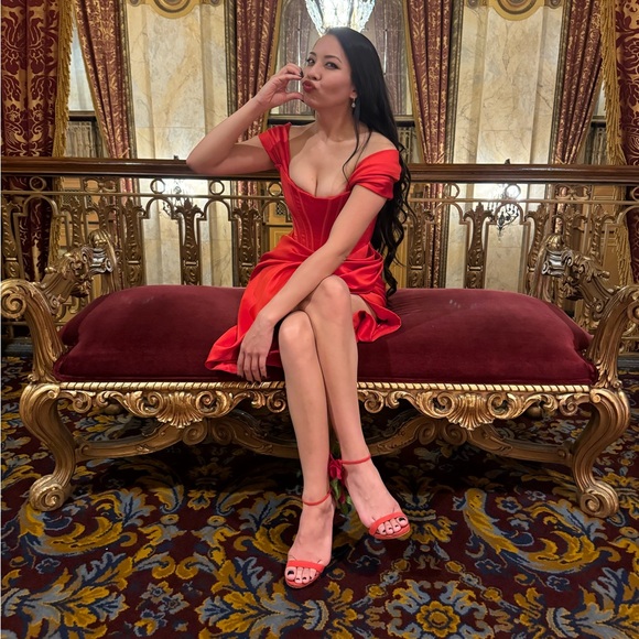 Meet your Posher, Fevyon - Picture 2 of 2